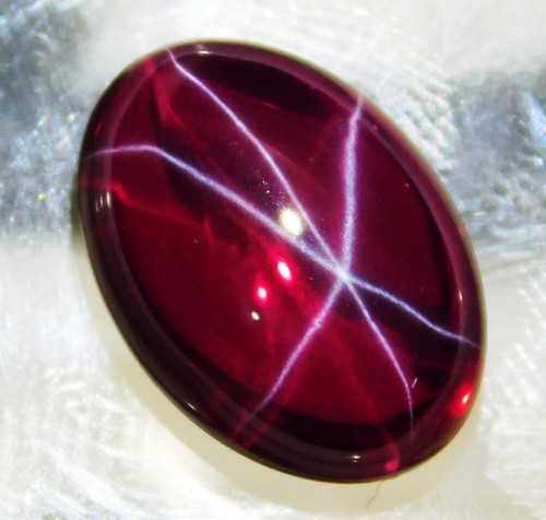 Natural red star ruby - 9.55,